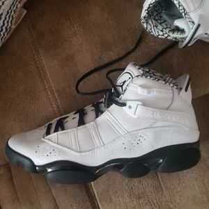 Men Jordan's Us Size 9